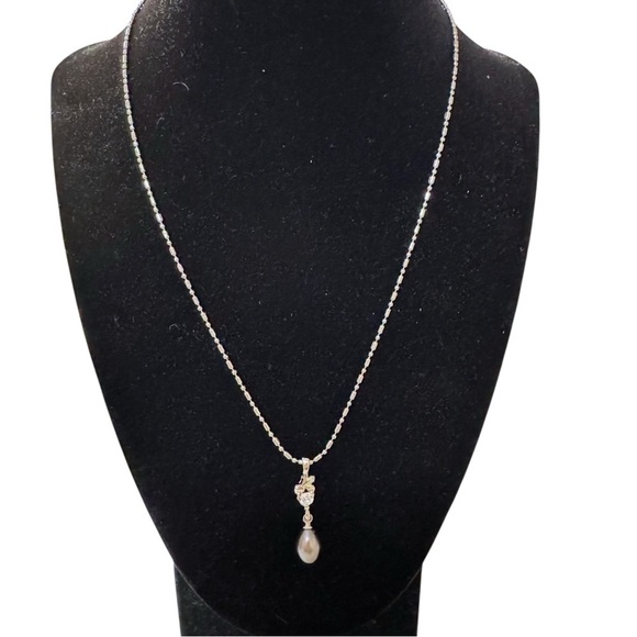 Silver and Gray Pearl Necklace, Pendant, Brooch Pin Set with Crystal Flowers - Picture 2 of 8